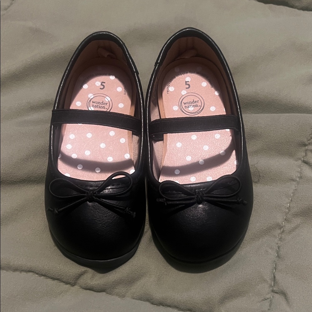 wonder nation Black Girls' Mary Jane Dress Shoes with Pink Polka-Dot Insole